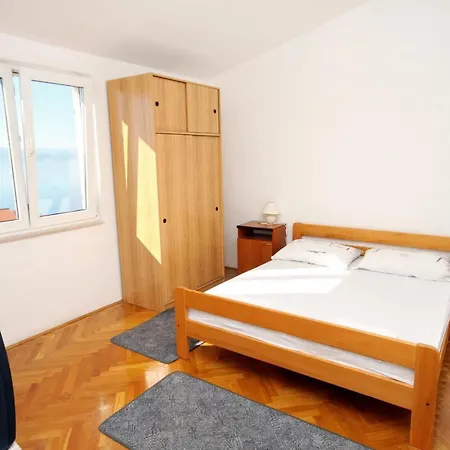 6057b * Baška Voda